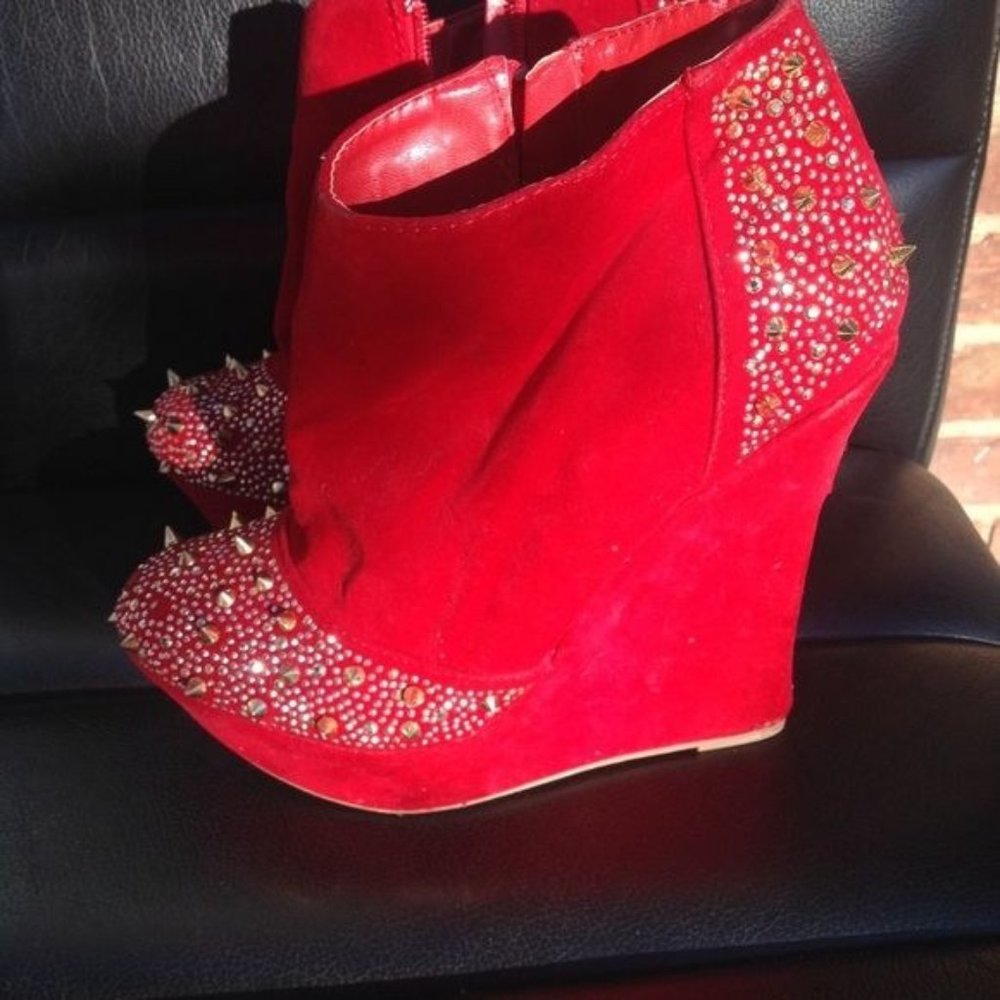 Alba red studded heels size 9